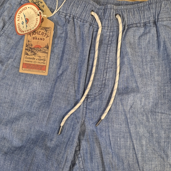 Faherty Essential Short 6.5" Drawstring Size Small. Indigo Dye NEW - Picture 3 of 6
